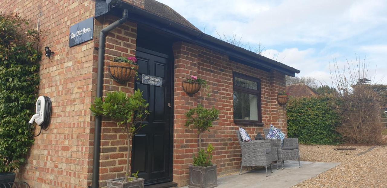 The Old Barn Annexe, Cosy Stay, Close Drive To City, Beach, South Downs & Goodwood ชิชิสเตอร์ ภายนอก รูปภาพ